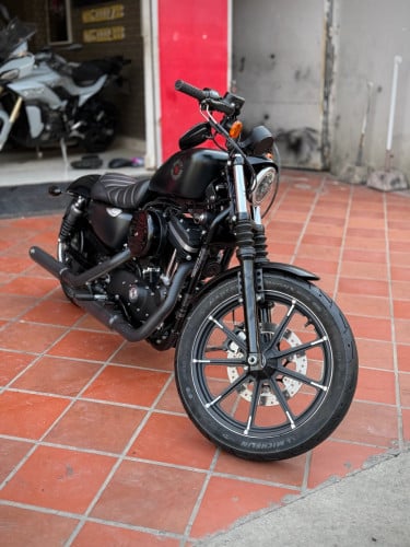 2019 Harley 883