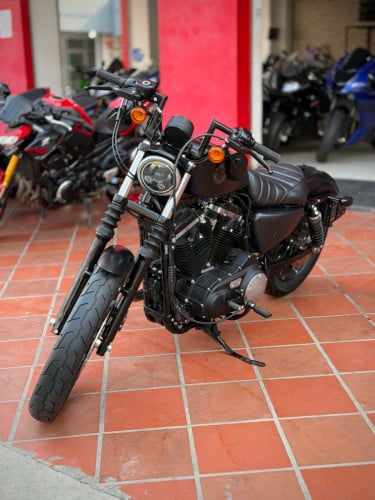 2019 Harley 883