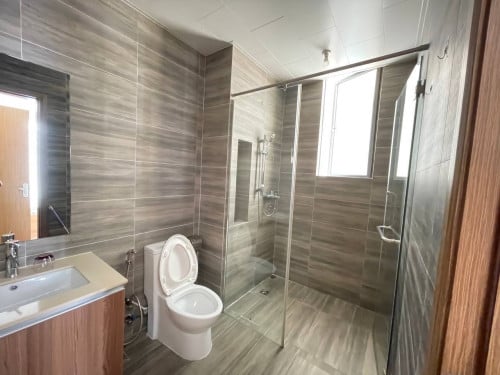2Bedroom the price 600$,size 105.65m2