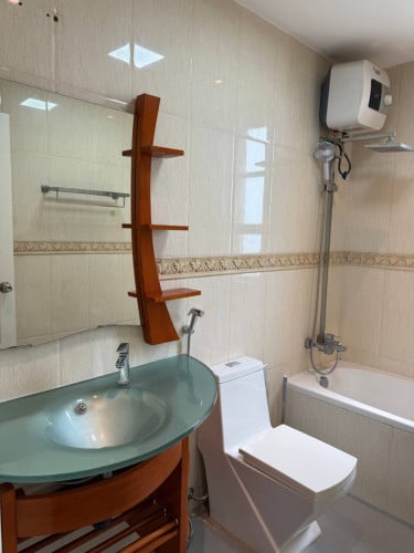 3BR for rent in Rose condo