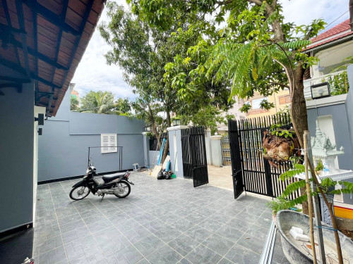 3BR Mini Villa- Boeung Tompoun 15mn to Russian Market