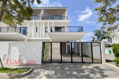 4 Bedrooms Corner Villa Plous For Rent | Borey Chankiri โ Urbanland