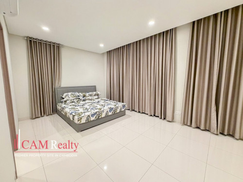5 Bedrooms Corner Villa Udom For Rent In Borey Chankiri Urbanland