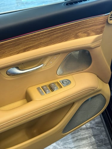 Aito M5 new car