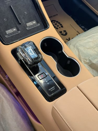 Aito M5 new car