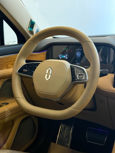 Aito M5 new car