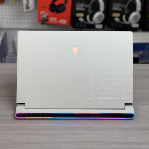 Alienware X15 R1 (NVIDIA RTX3070)