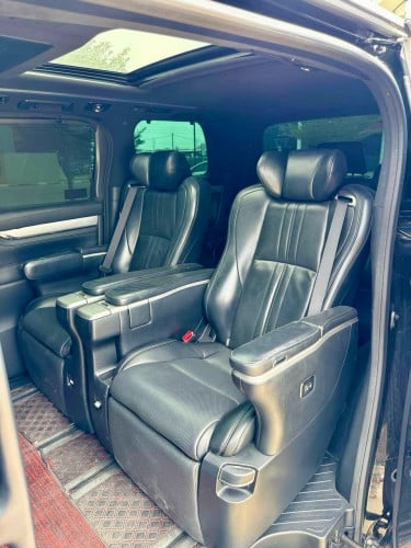 Alphard 019 V4 hybrid executive lounge