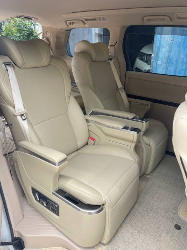 ALPHARD 2012 For Rent /出租