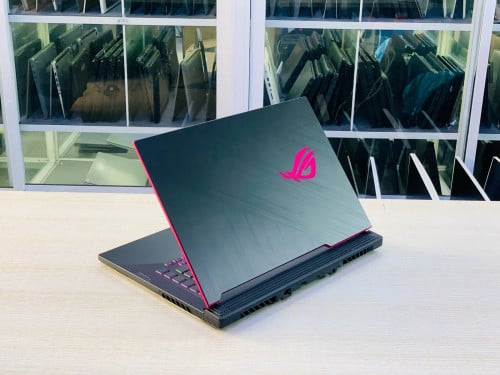 Asus ROG Strix G512LI 15.6”FHD 144Hz