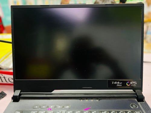 Asus ROG Strix G512LV