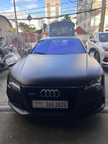 Audi 2012 Full Option