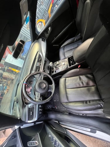 Audi 2012 Full Option