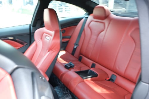BMW M4 f82 លេងហើយឡានផ្ទាល់ខ្លួន ឡានពណ៍ ស