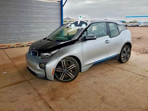 BMWi3 សាំង អគ្គិសនី (REX) 3 មឺនម៉ាយ