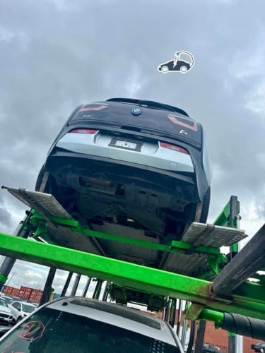 BMWi3 សាំង អគ្គិសនី (REX) 3 មឺនម៉ាយ