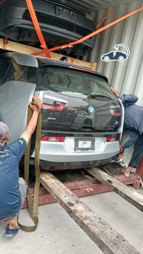 BMWi3 សាំង អគ្គិសនី (REX) 3 មឺនម៉ាយ