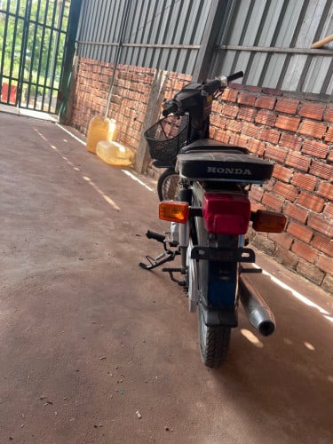 Brand Honda / Model Acub50. /  For Year —តម្លៃ 200$