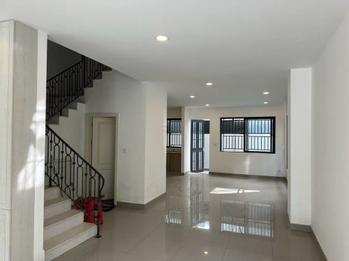 Brand new Villa in Ching Mong 271 for sale
