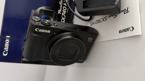 Canon SX740HS with full box ដូចថ្មី 99.99%
