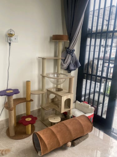 Cat tree - pet accessories