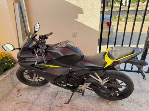 CBR 150R នៅថ្មីអត់សូវប្រើ