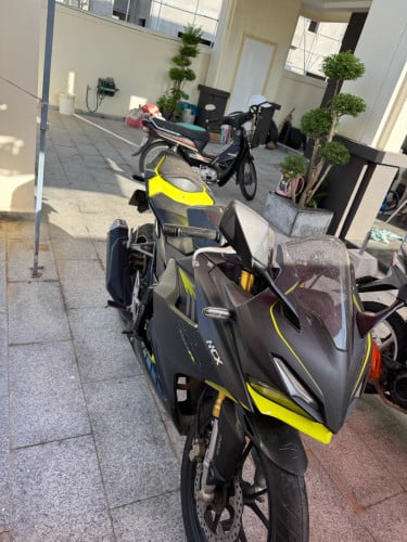 CBR 150R នៅថ្មីអត់សូវប្រើ