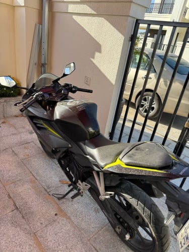 CBR 150R នៅថ្មីអត់សូវប្រើ