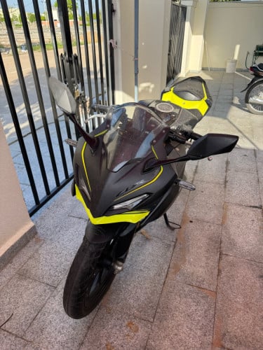 CBR 150R នៅថ្មីអត់សូវប្រើ
