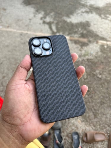 Cease iPhone 15 Pro Max