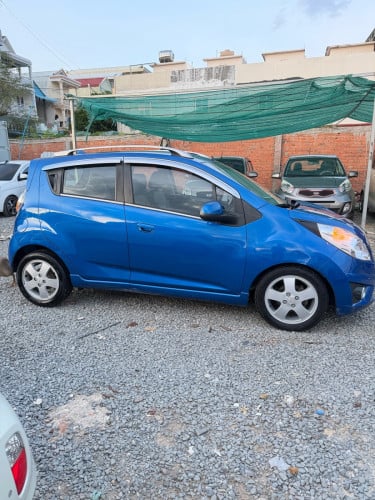 Chevrolet spark 2012 6900$