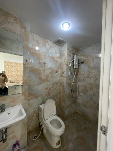 Condo ទឹកថ្លា for rent