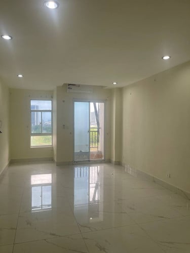 Condo ទឹកថ្លា for rent