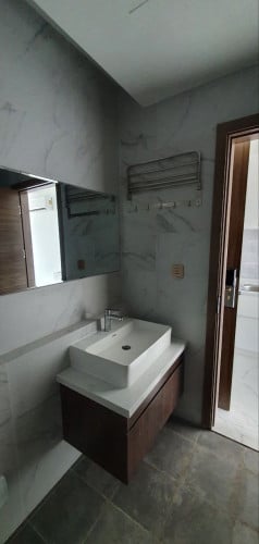 Condo resale