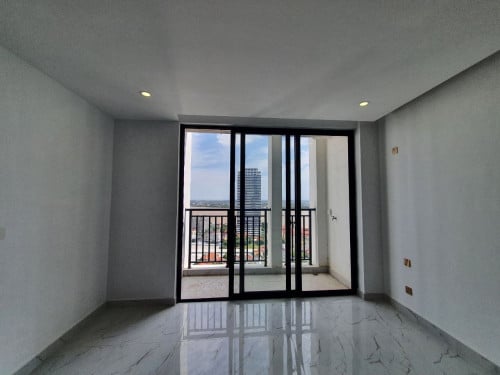 Condo resale