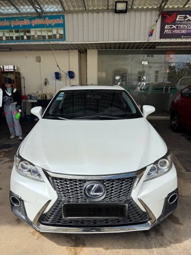 CT 200h 2012 For Rent /出租