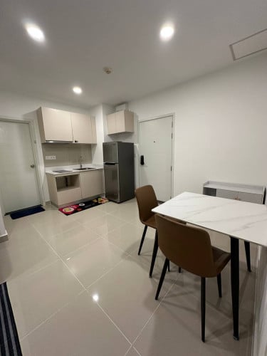 Decoration 2 BR Condo unit for rent