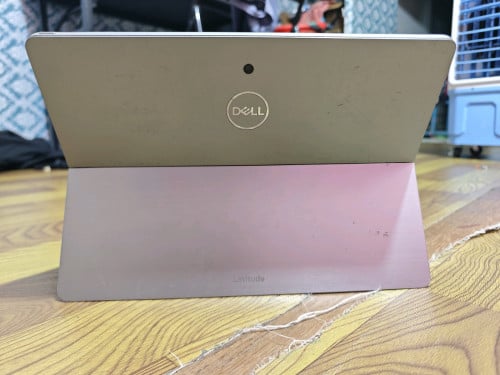 Dell Laptop 7200 2 in 1 98%