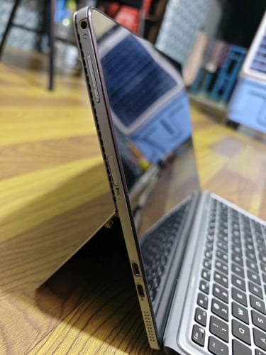 Dell Laptop 7200 2 in 1 98%