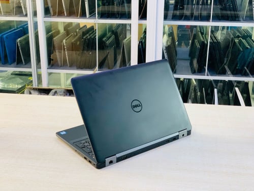 Dell Latitude E5570 15.6”FHD 1080