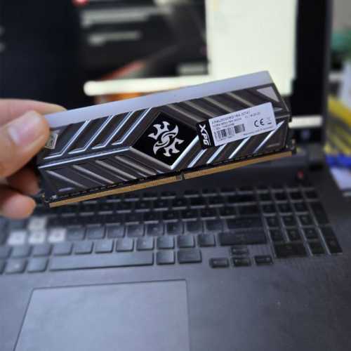 Desktop RAM 8GB-3200Hz (RGB)