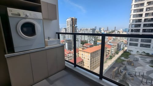 Duplex 1-Bedroom Condo For Rent