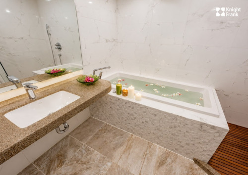 FOR LEASE 📍 Daun Penh  2Bedrooms | 115sqm  Rental Price: $1500 /month Ref:KHRA50
