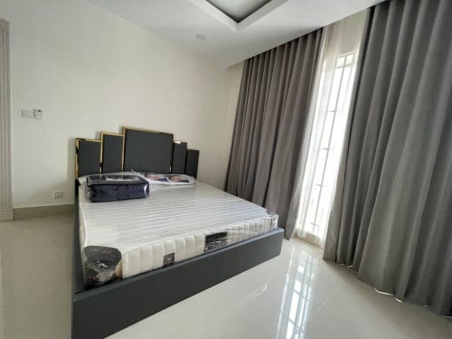 FOR RENT
