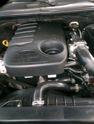 Ford ranger 2014 ម៉ាស៊ីន3.2 ឡានស្អាត ទឹកថាំ្មហ្សុីន ធានាទិញចូលវិញ