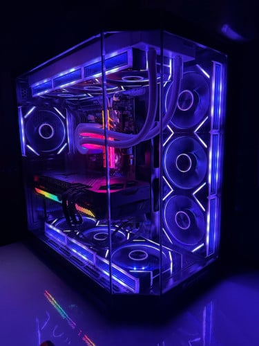 Gaming PC 900$ លក់ប្រញាប់លុយ