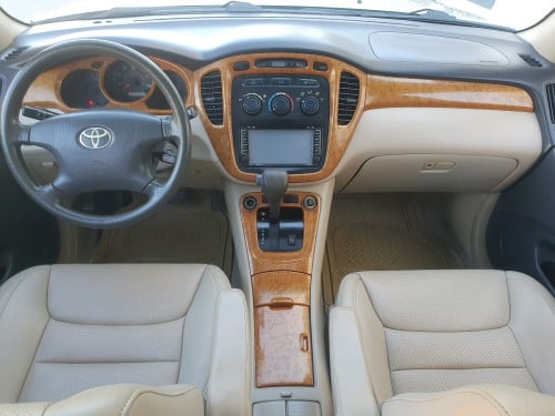 Highlander V6 2002 ប៉ុង2 ប្រភេទឡានស្អាត