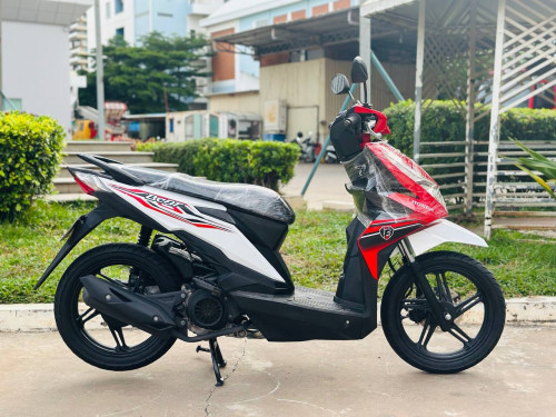 HONDA BEAT 019ក្រុមហ៊ុន ម៉ាសុីនតាន់ហាប់នែនស្ងាត់ជិះស្រួលធានាមិនលាន់មិនហុយមានពន្ធកាតគ្រឺហ្សីន
