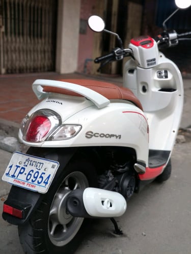 Honda Scoopy 2019