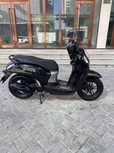 Honda scoopy 2023